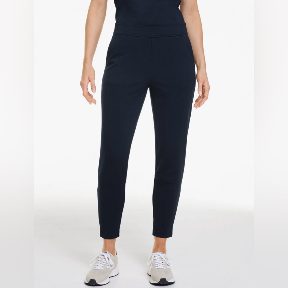 SLIM ANKLE PASSPORT PONTE PANTS